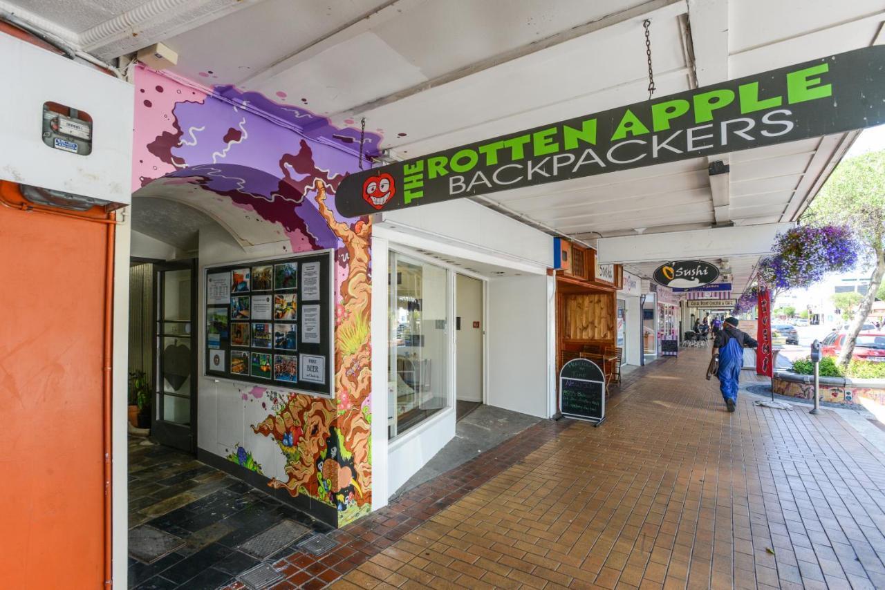 The Rotten Apple Backpackers 哈士汀 外观 照片